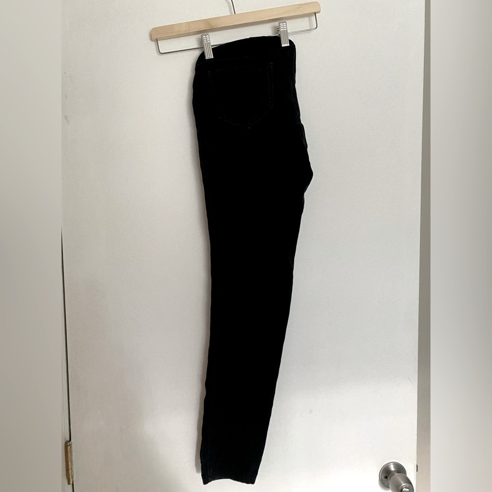 Size small maternity pants with tummy sleeve
